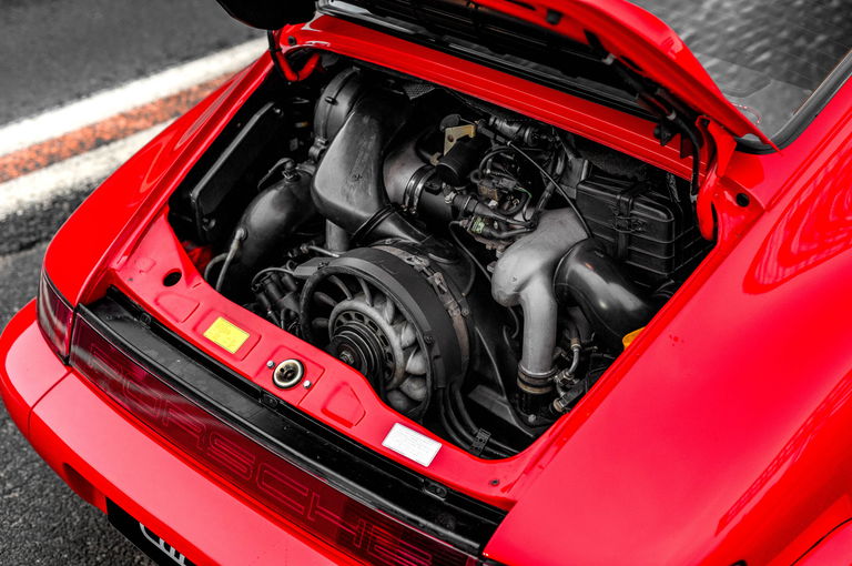 Porsche 964 Carrera 4