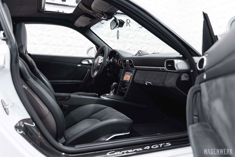 Porsche 997.2 Carrera 4 GTS