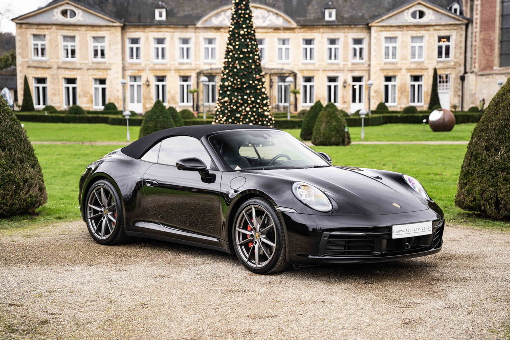 Porsche 992 Carrera 4S