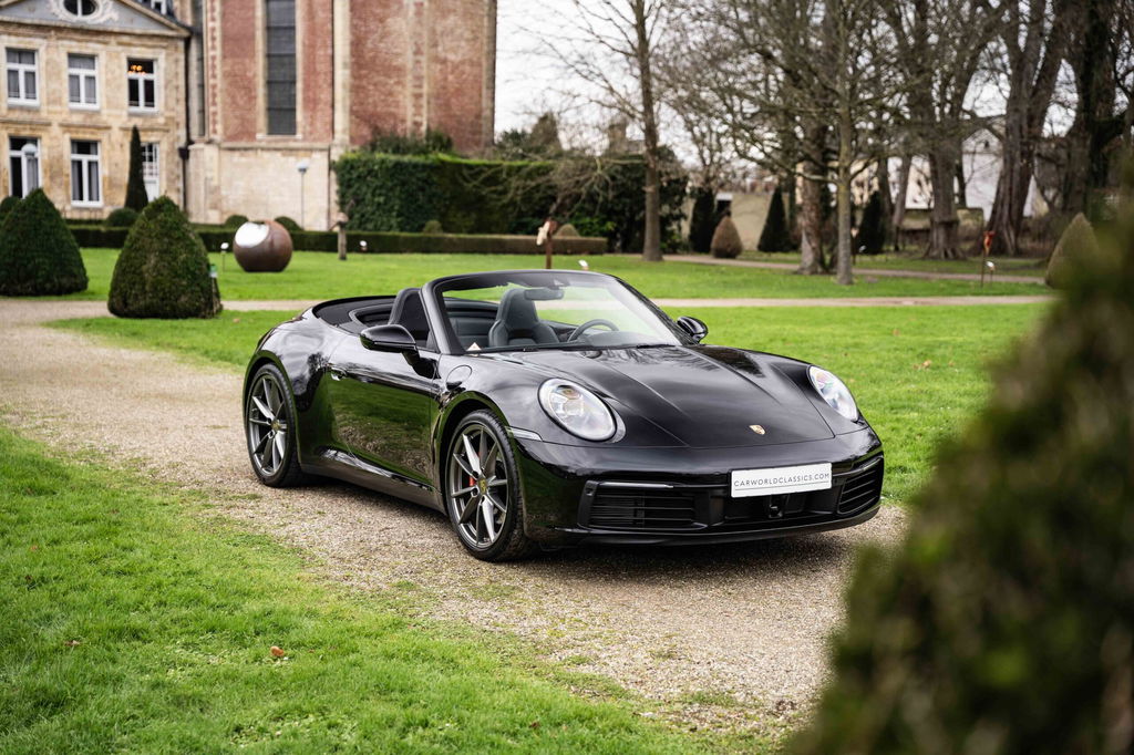 Porsche 992 Carrera 4S