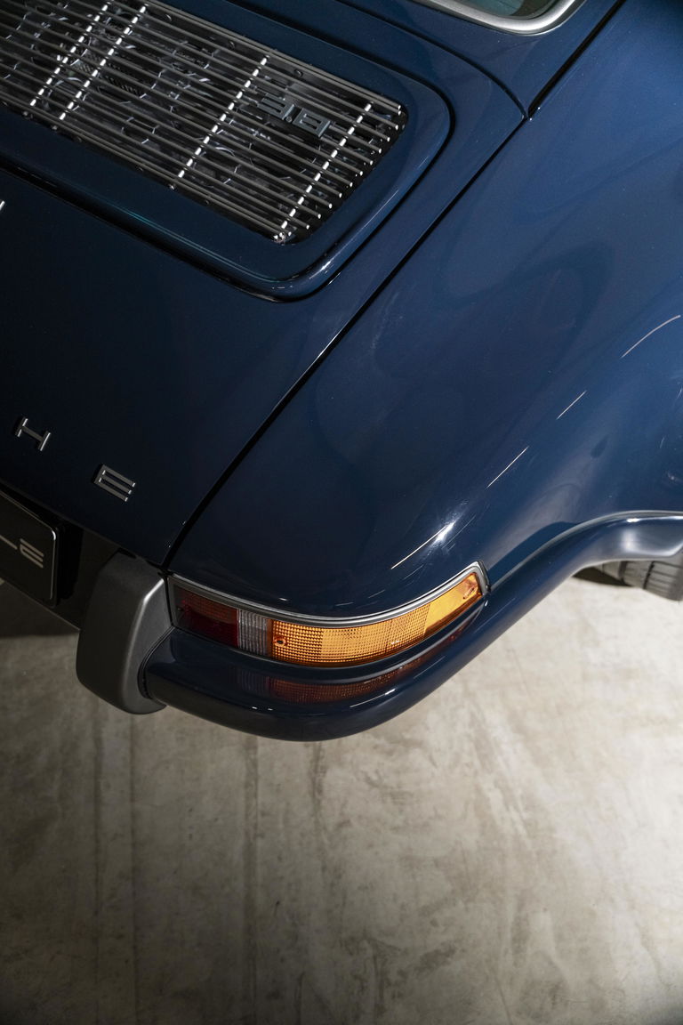 Porsche 911 Backdate