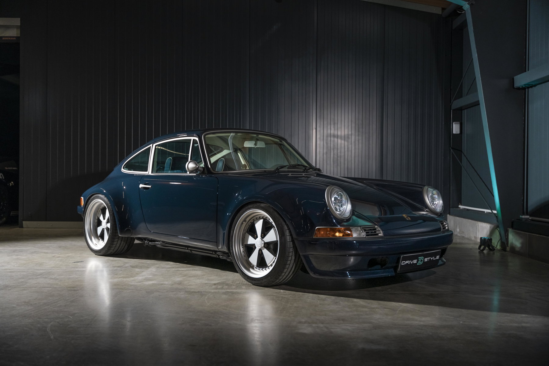 Porsche 911 Backdate 1991 - elferspot.com - Marketplace for