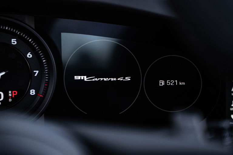 Porsche 992 Carrera 4S