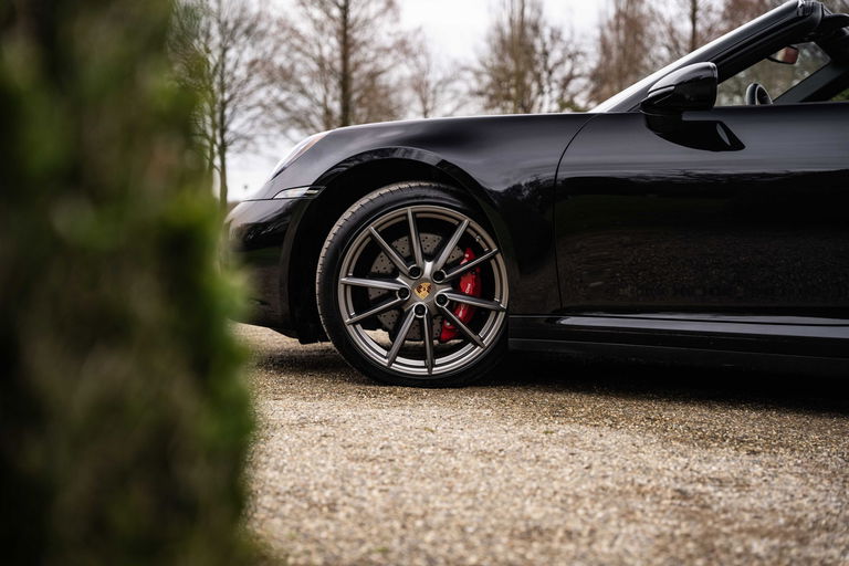 Porsche 992 Carrera 4S