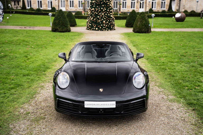 Porsche 992 Carrera 4S