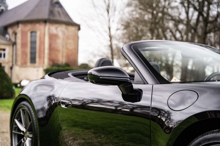 Porsche 992 Carrera 4S