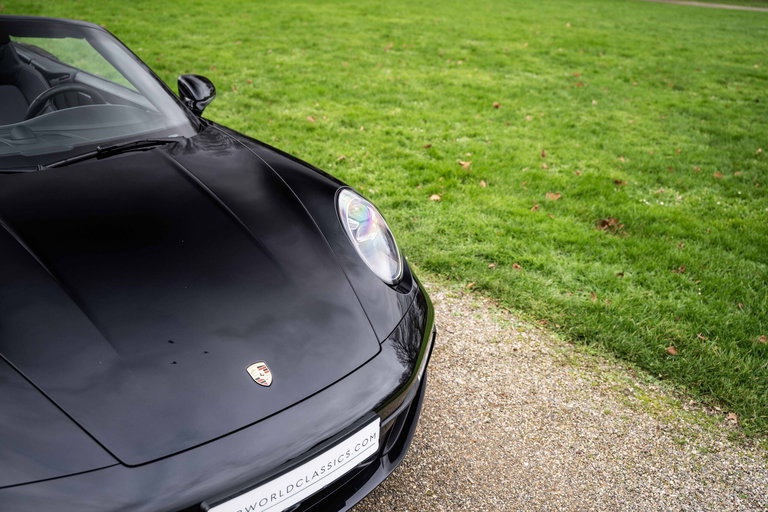 Porsche 992 Carrera 4S