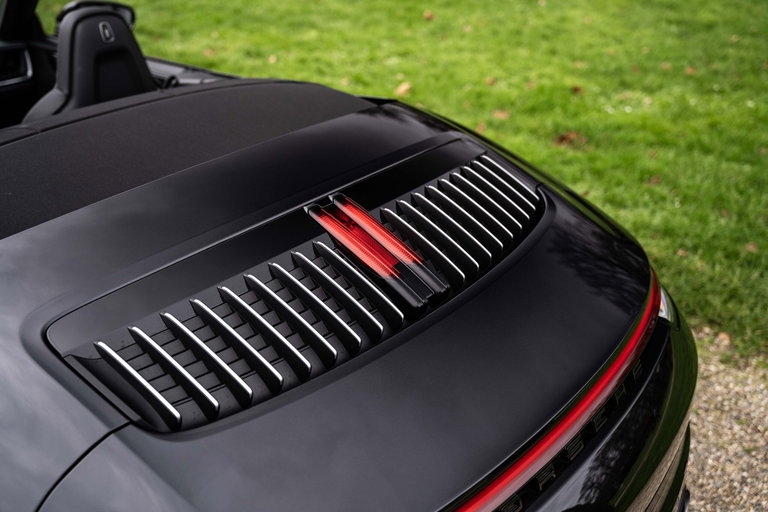 Porsche 992 Carrera 4S