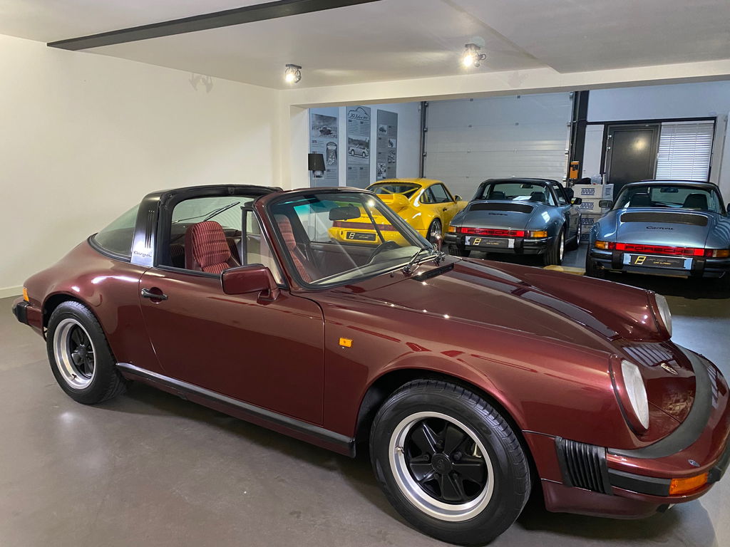 Porsche 911 Carrera 3.2