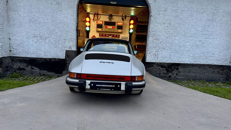 Porsche 911 Carrera 3.2