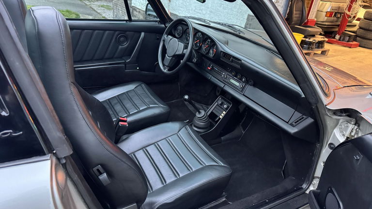 Porsche 911 Carrera 3.2