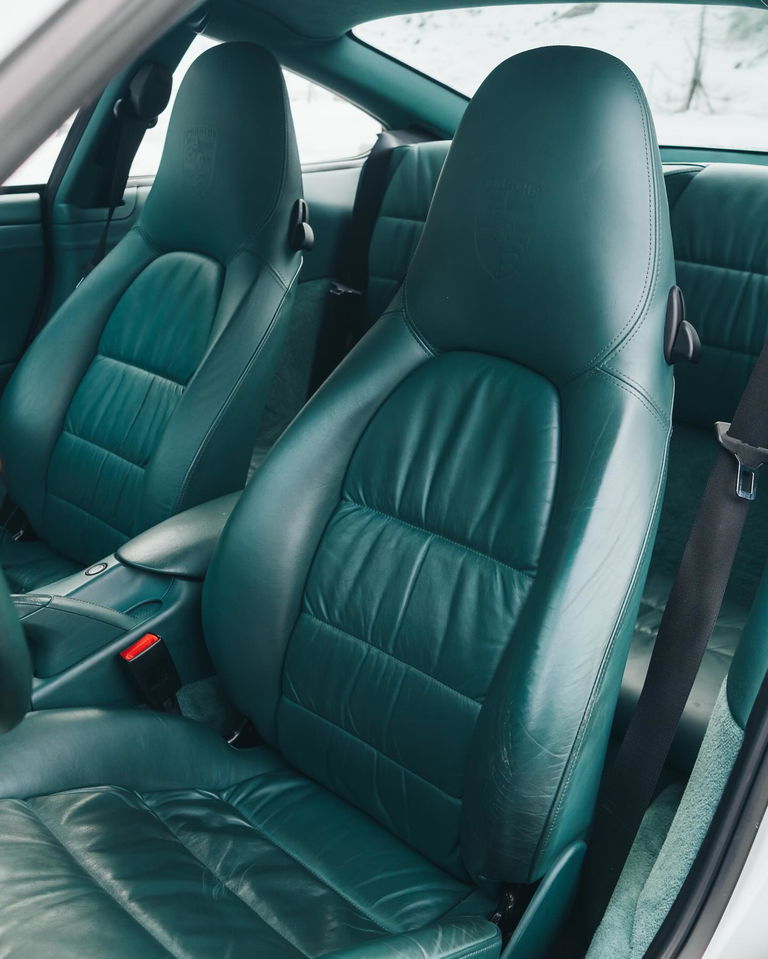 Porsche 996 Carrera 4S