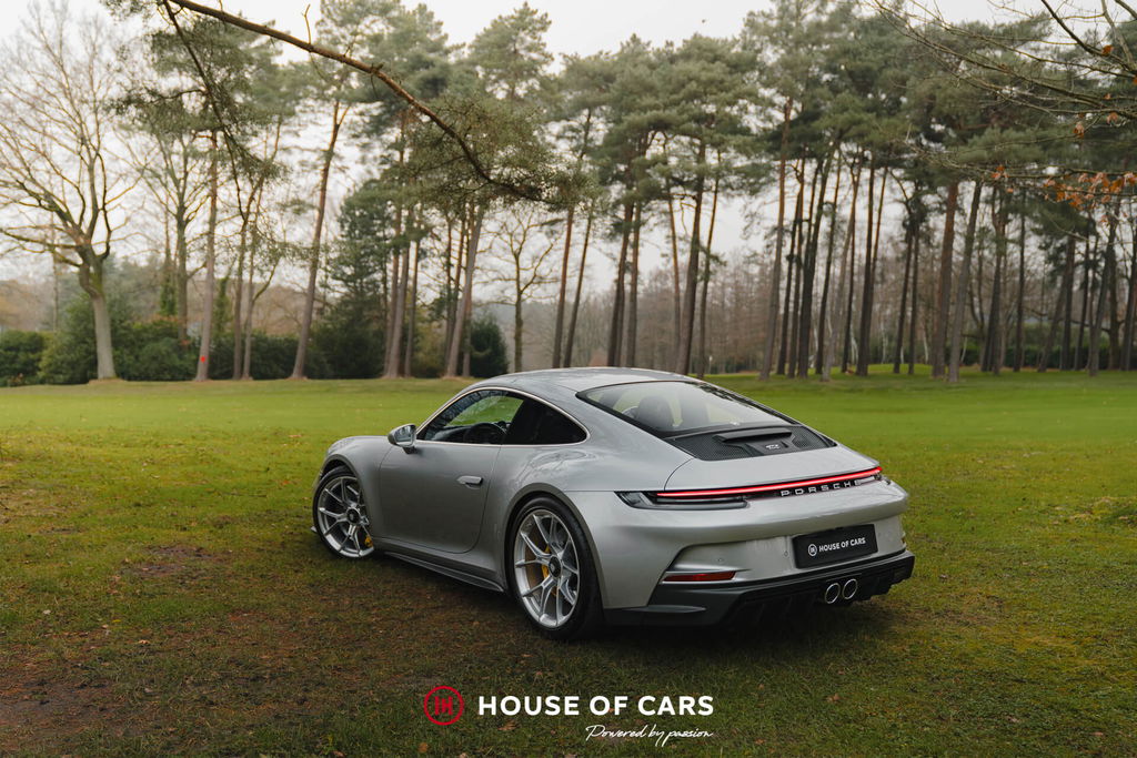 Porsche 992 GT3 Touring