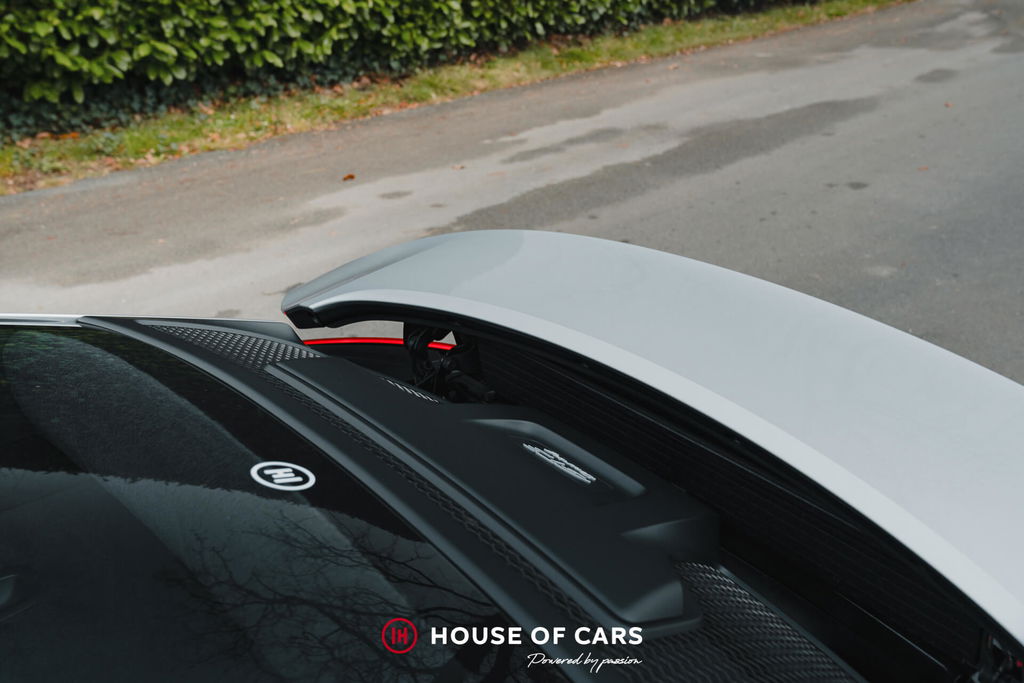 Porsche 992 GT3 Touring