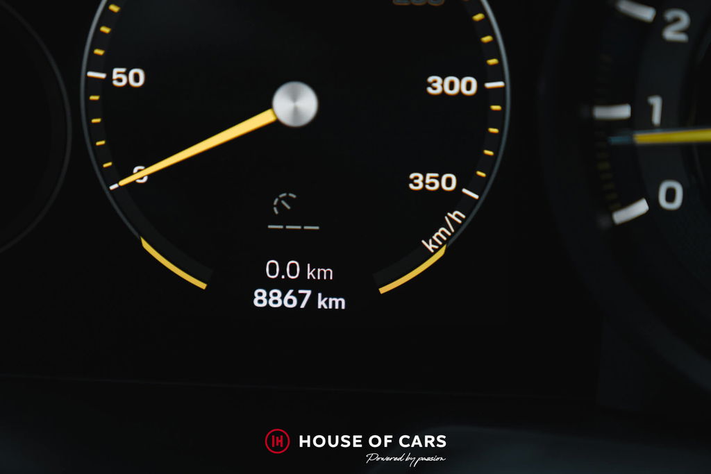 Porsche 992 GT3 Touring