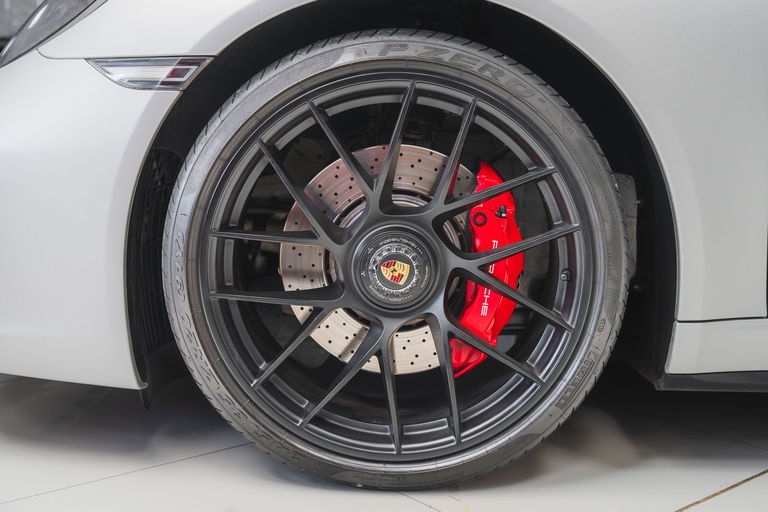 Porsche 991.2 Carrera 4 GTS