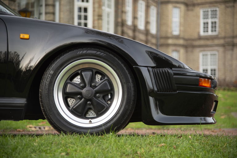 Porsche 911 Turbo Flachbau