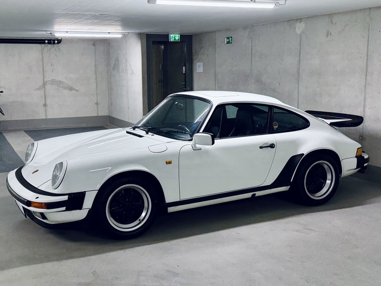 Porsche 911 Carrera 3.2