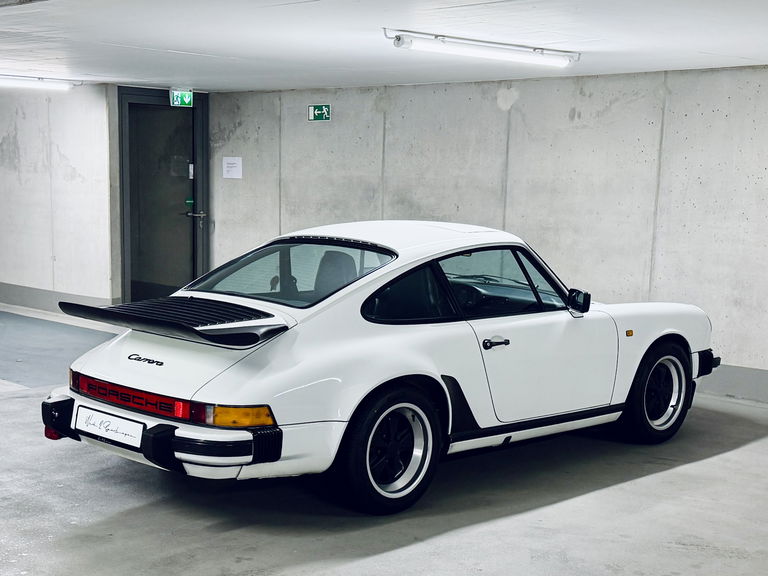 Porsche 911 Carrera 3.2