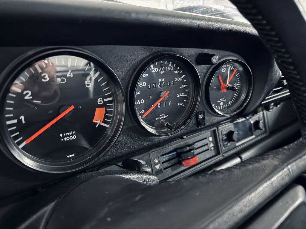 Porsche 911 Carrera 3.2