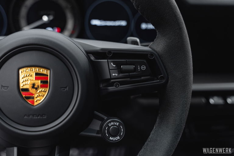 Porsche 992 Carrera GTS