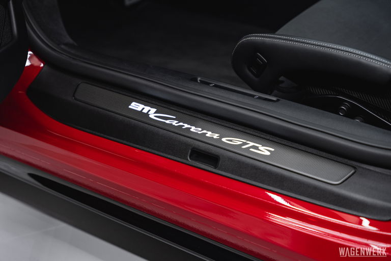 Porsche 992 Carrera GTS