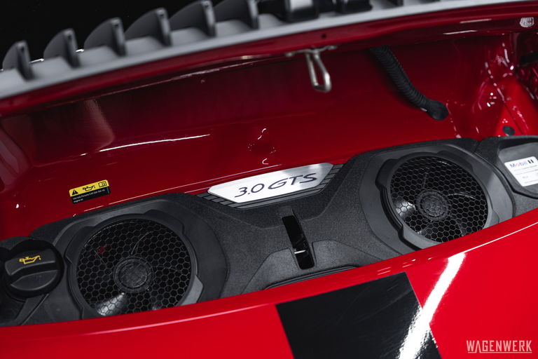 Porsche 992 Carrera GTS