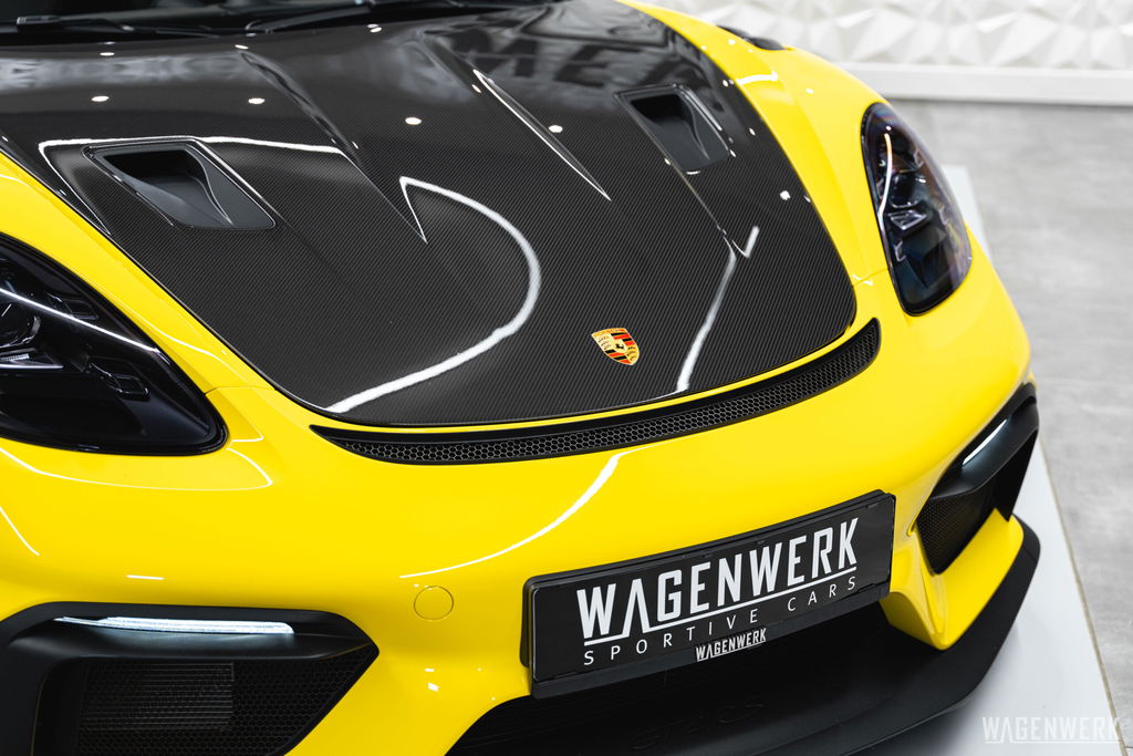 Porsche 718 Cayman GT4 RS