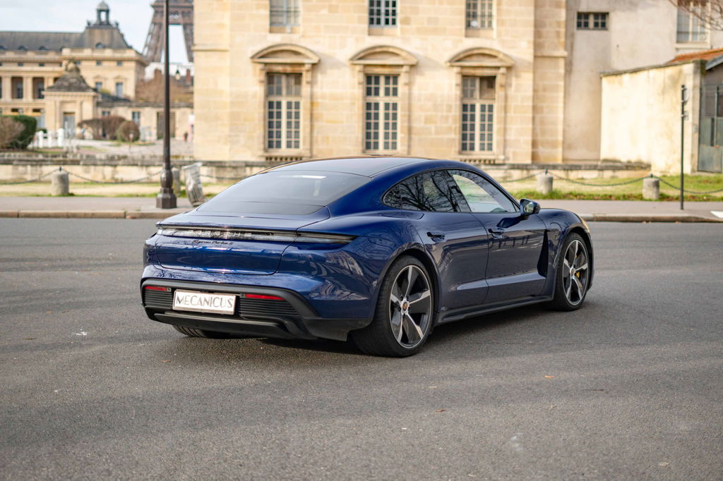 Porsche Taycan Turbo S