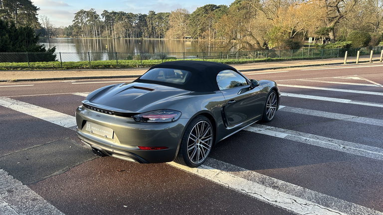 Porsche 718 Boxster