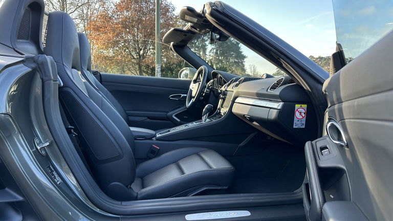 Porsche 718 Boxster