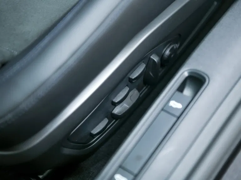 Porsche 992 Carrera 4 GTS