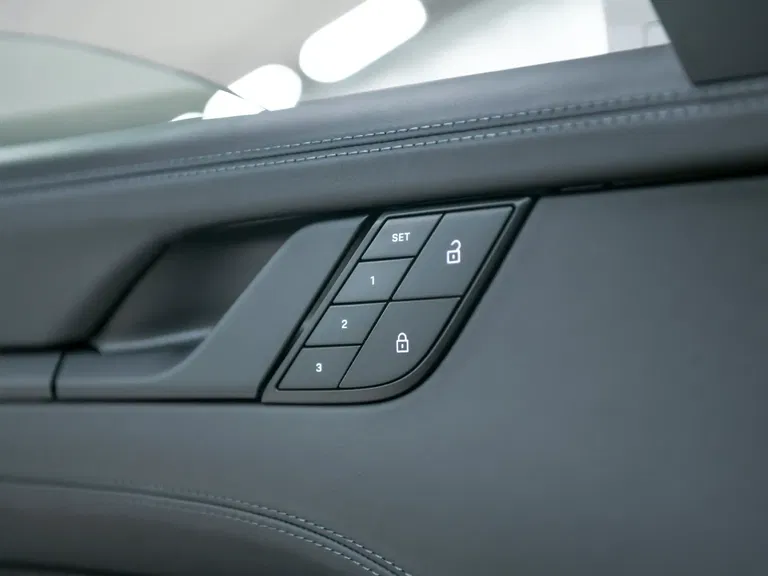 Porsche 992 Carrera 4 GTS