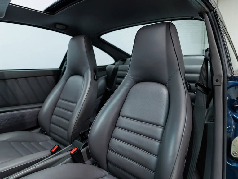 Porsche 964 Carrera 4