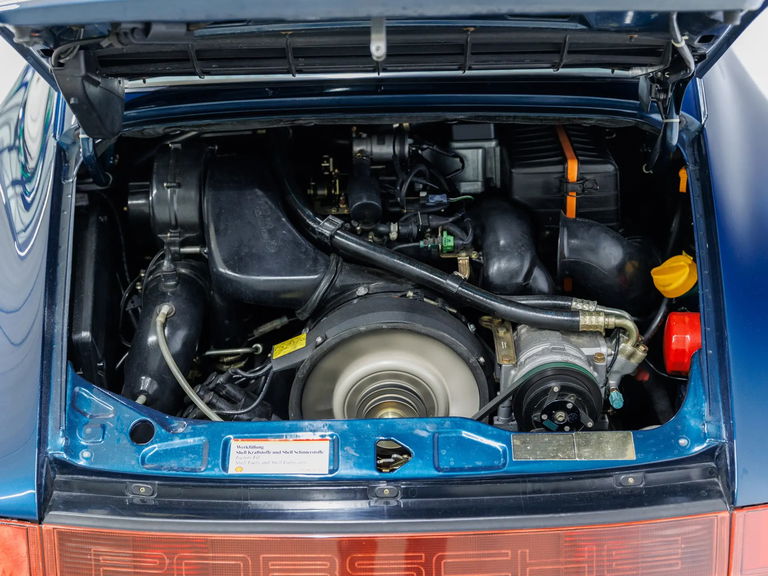 Porsche 964 Carrera 4