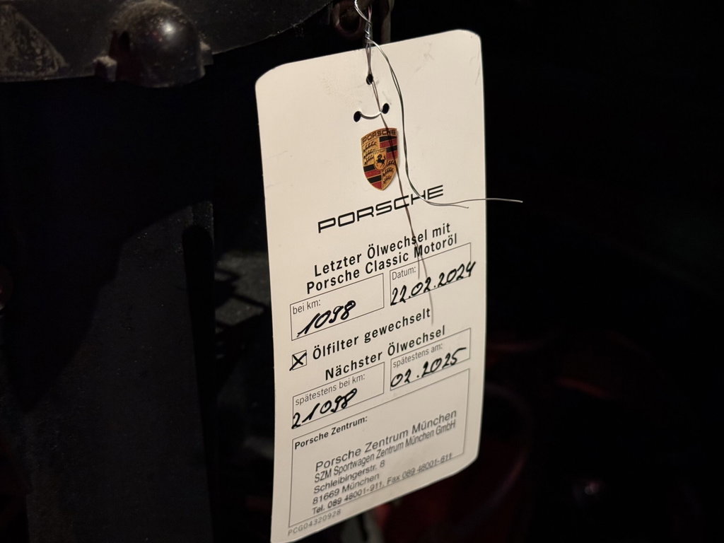Porsche 911 Carrera 2.7