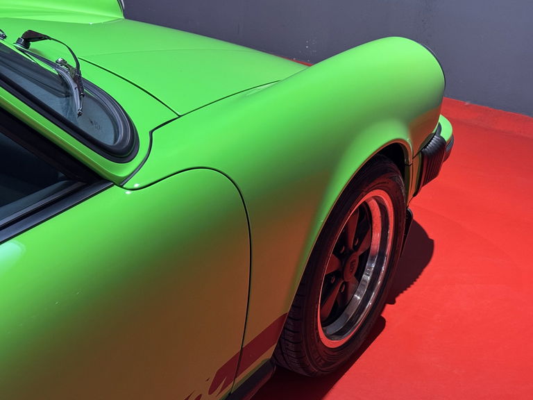 Porsche 911 Carrera 2.7