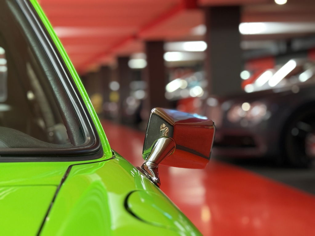 Porsche 911 Carrera 2.7