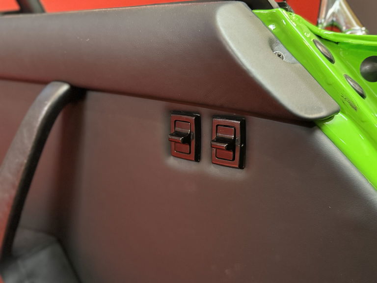 Porsche 911 Carrera 2.7