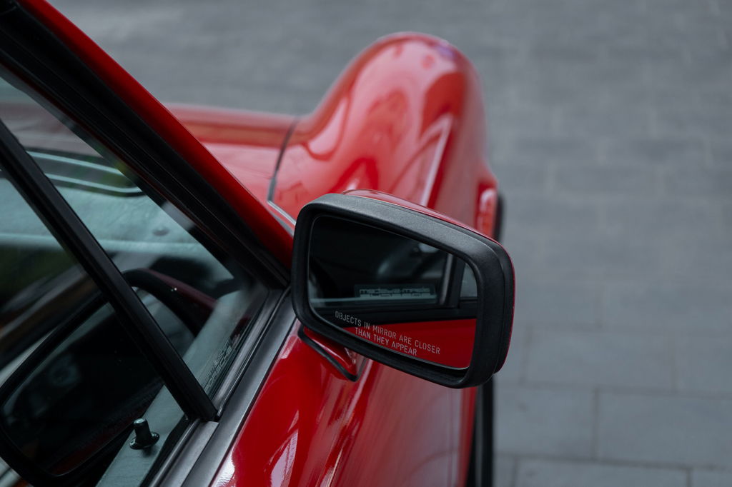 Porsche 911 Carrera 3.2 (US)