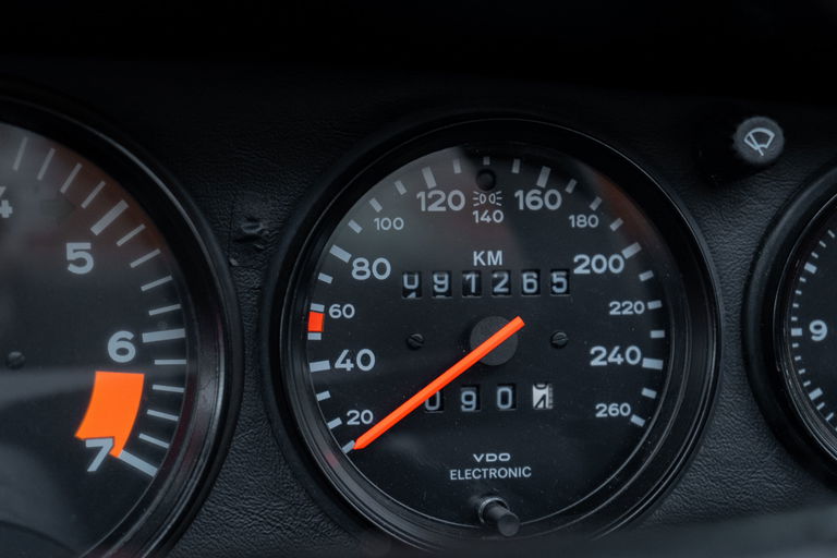 Porsche 911 Carrera 3.2 (US)