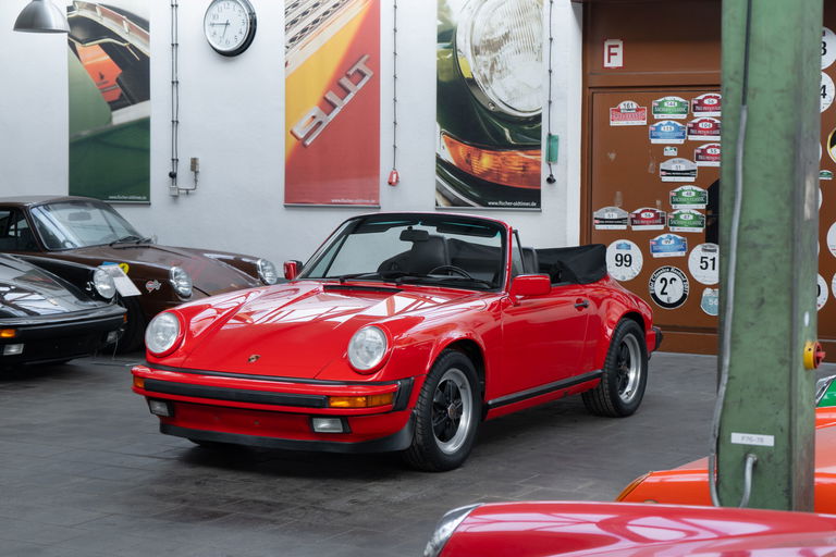 Porsche 911 Carrera 3.2 (US)