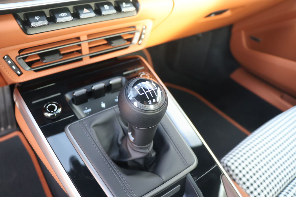 Porsche 992 Sport Classic