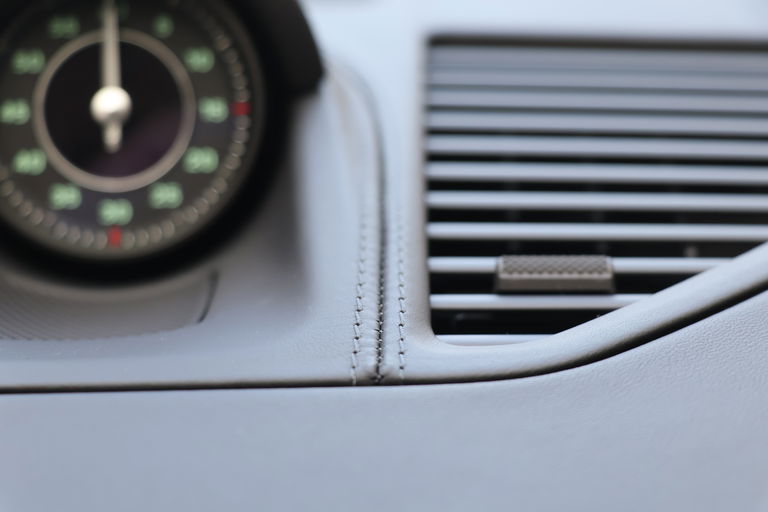 Porsche 992 Sport Classic