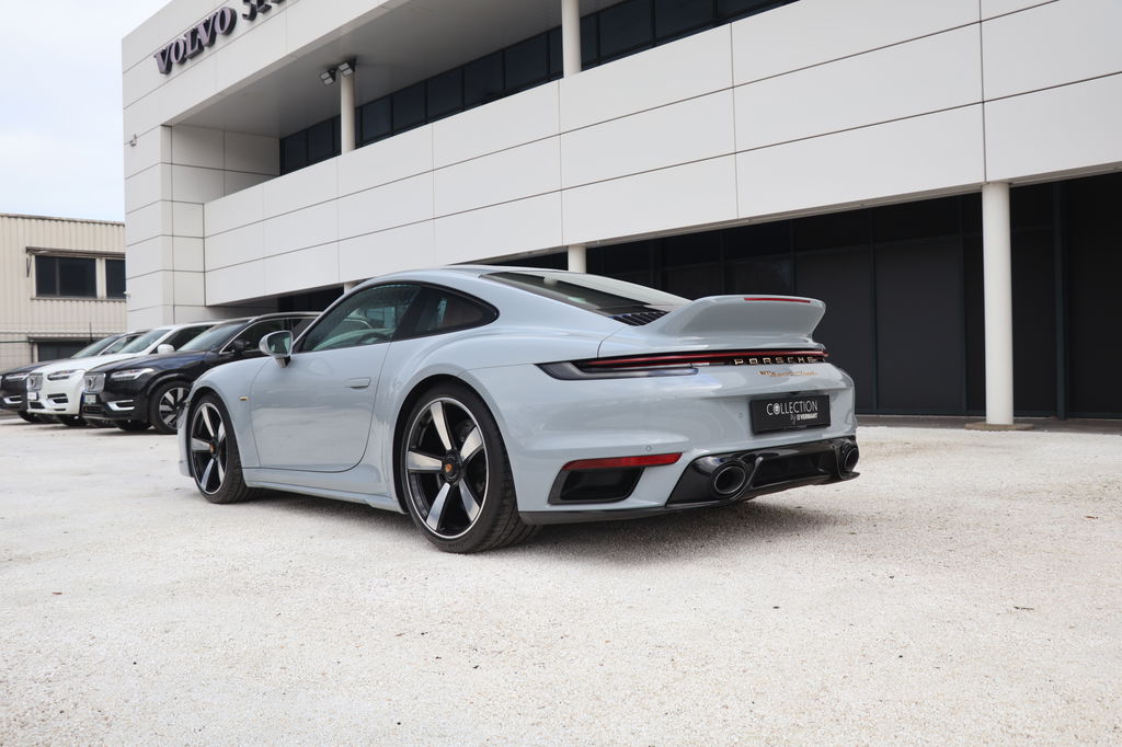 Porsche 992 Sport Classic