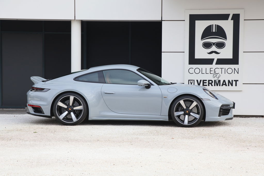 Porsche 992 Sport Classic