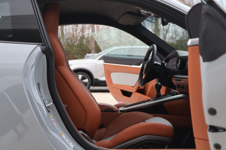 Porsche 992 Sport Classic