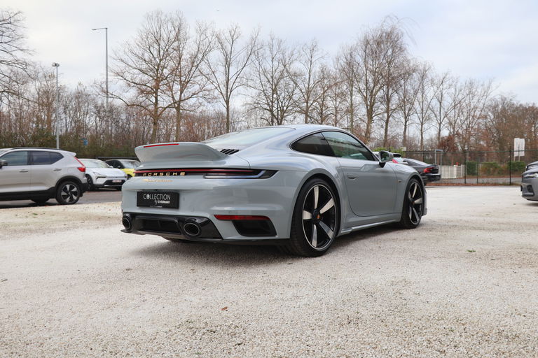 Porsche 992 Sport Classic