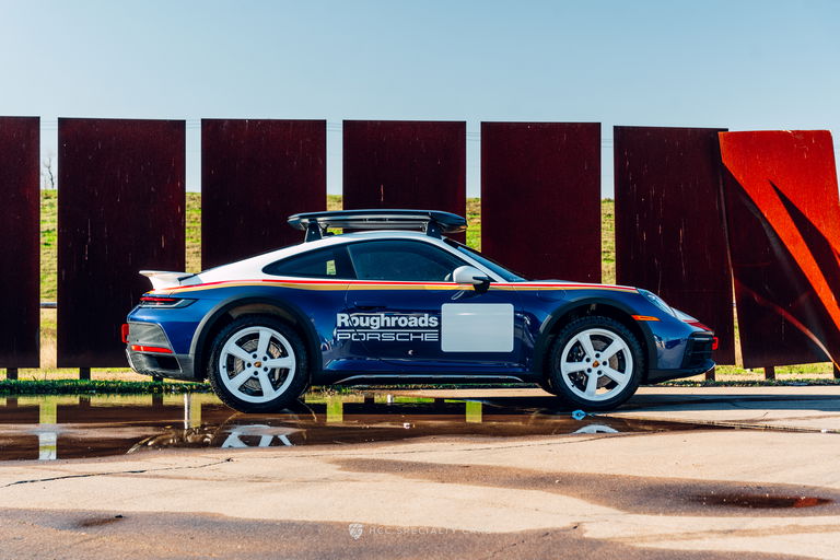 Porsche 911 Dakar