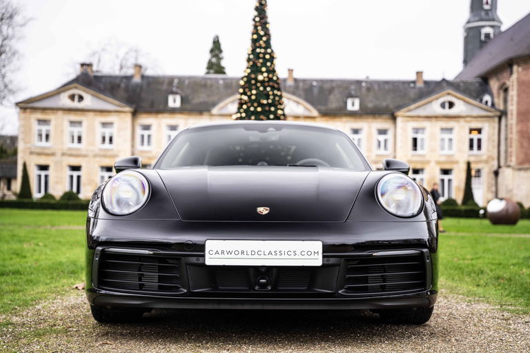 Porsche 992 Carrera 4S